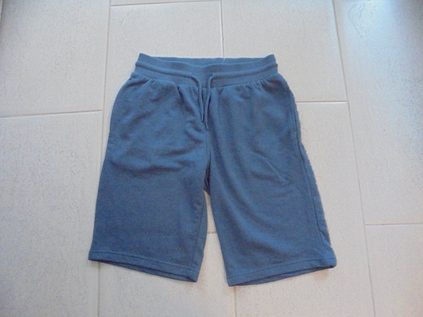 C&A Hosen: SHORTS C&A HERREN GR.S NEU – Neu (gemäss Beschreibung) aus Rotkreuz von Samballi