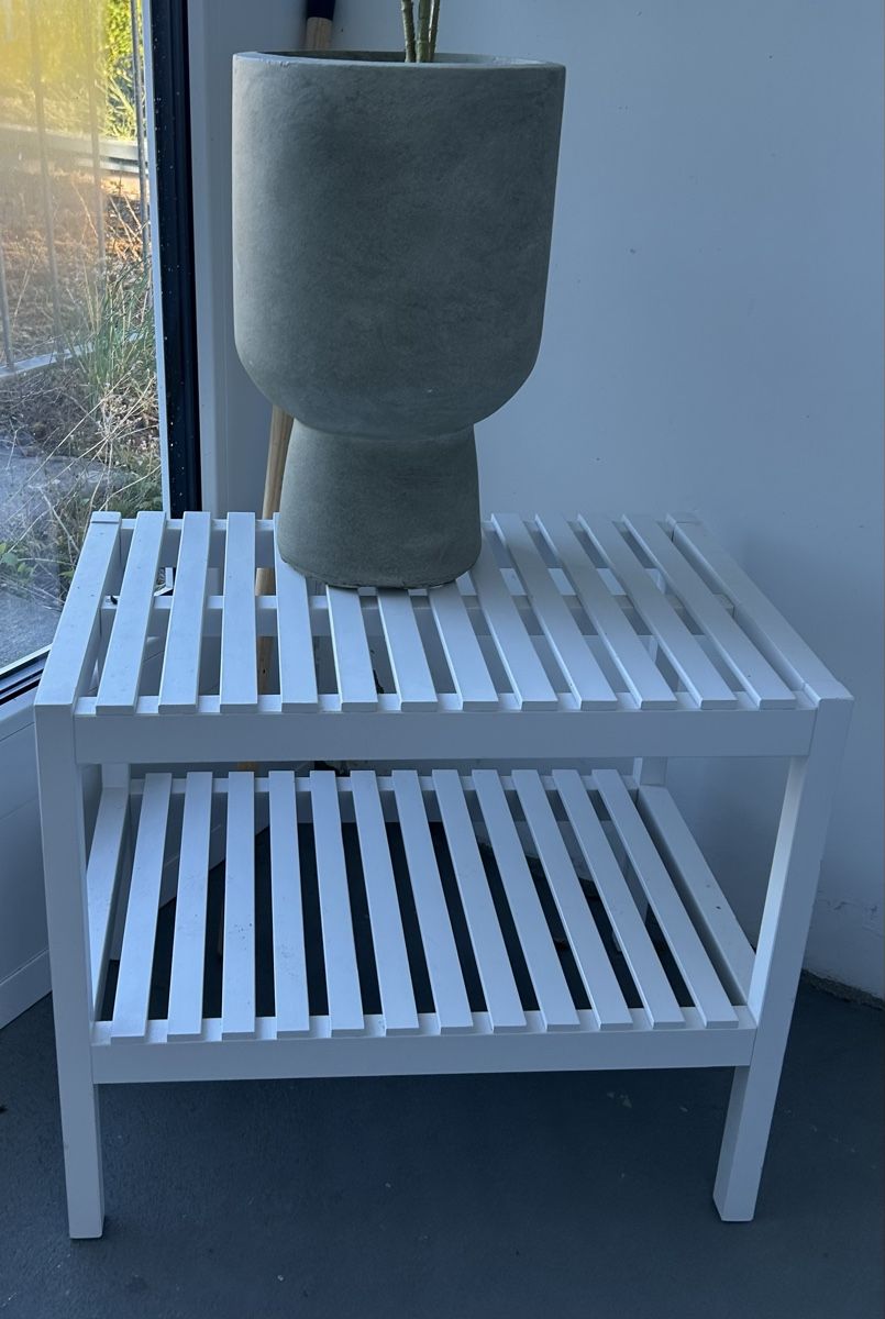 Ikea HATTHOLMEN, Pflanzenständer (Gebraucht) in Zürich für CHF 100 – nur Abholung auf Ricardo kaufen