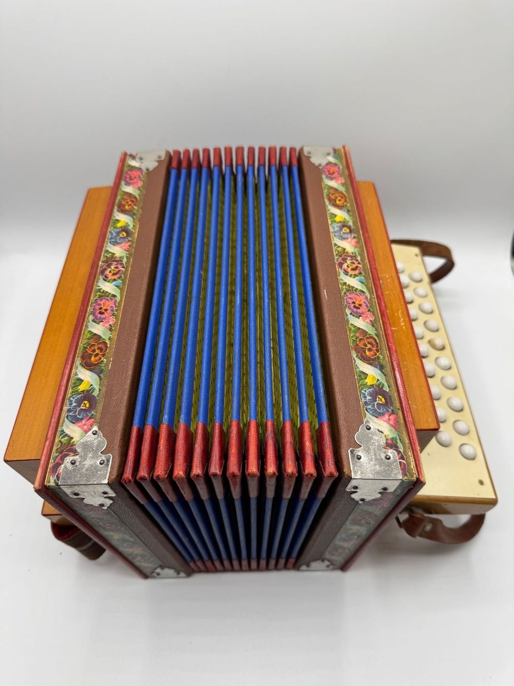 Strumenti musicali: Handörgeli Adolf Bühler Willisau, Handharmonika antik – Usato da Sachseln venduto da BONATI01