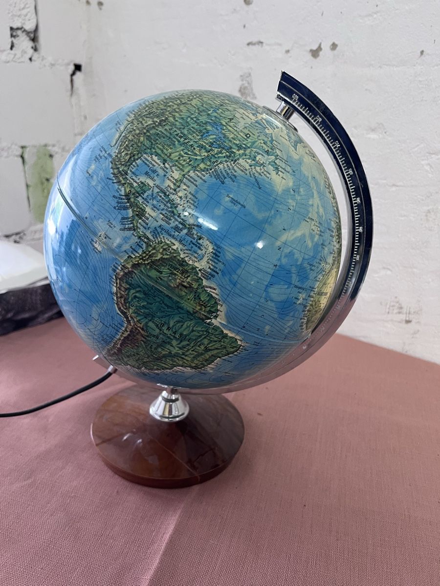 Globus Lampes: Beleuchteter Globus (42) – D'occasion à Glattfelden par bro_f2vv 2