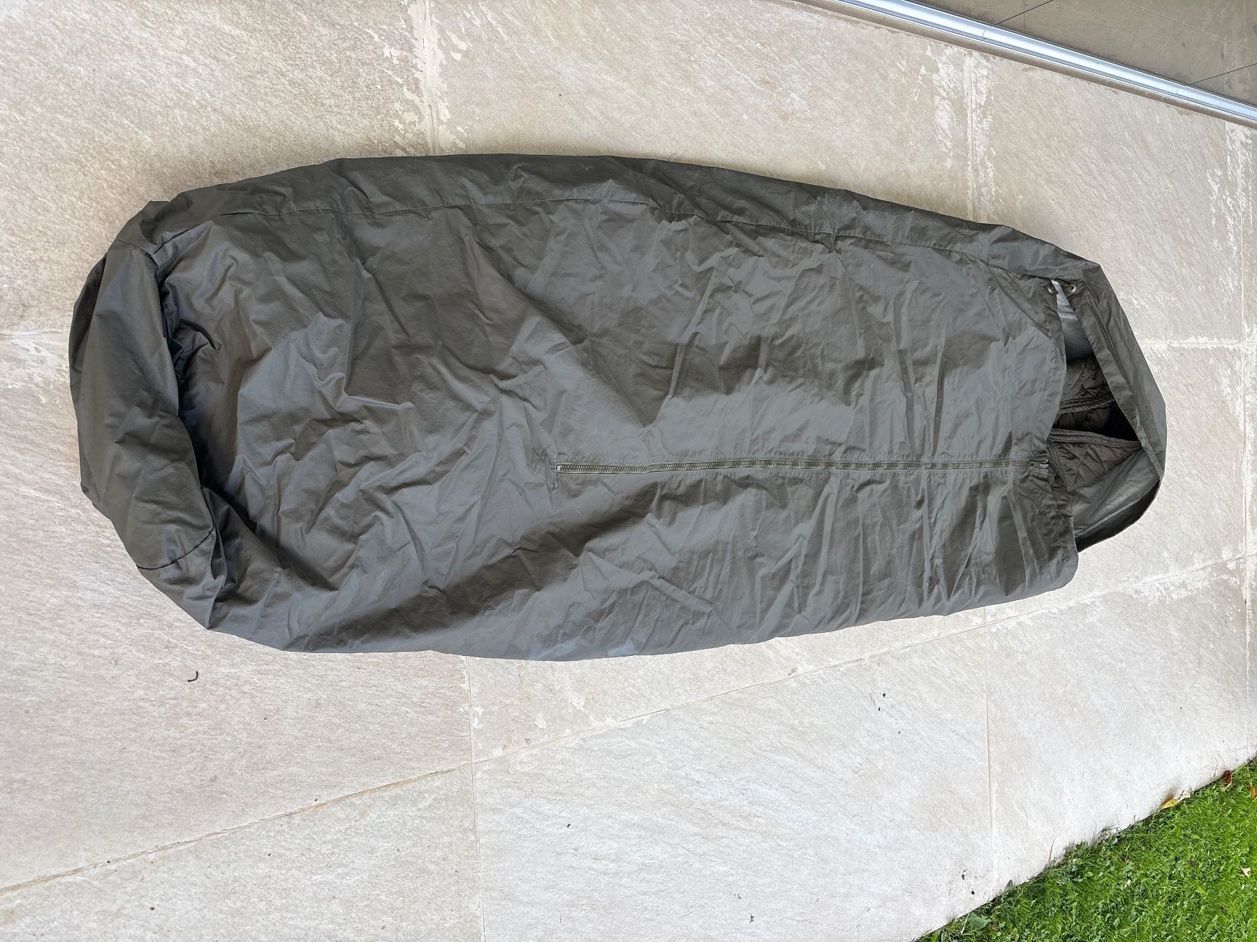 Sacchi a pelo: Schweizer Militär Schlafsack – Usato da Rorschacherberg venduto da Beachandsnow 2