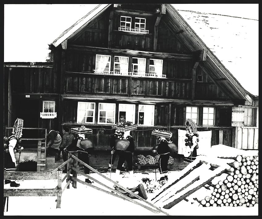Fotografie &  Plakate: Fotografie Ansicht Urnäsch, Silvesterkl – Gebraucht aus Berlin von bartko-reher
