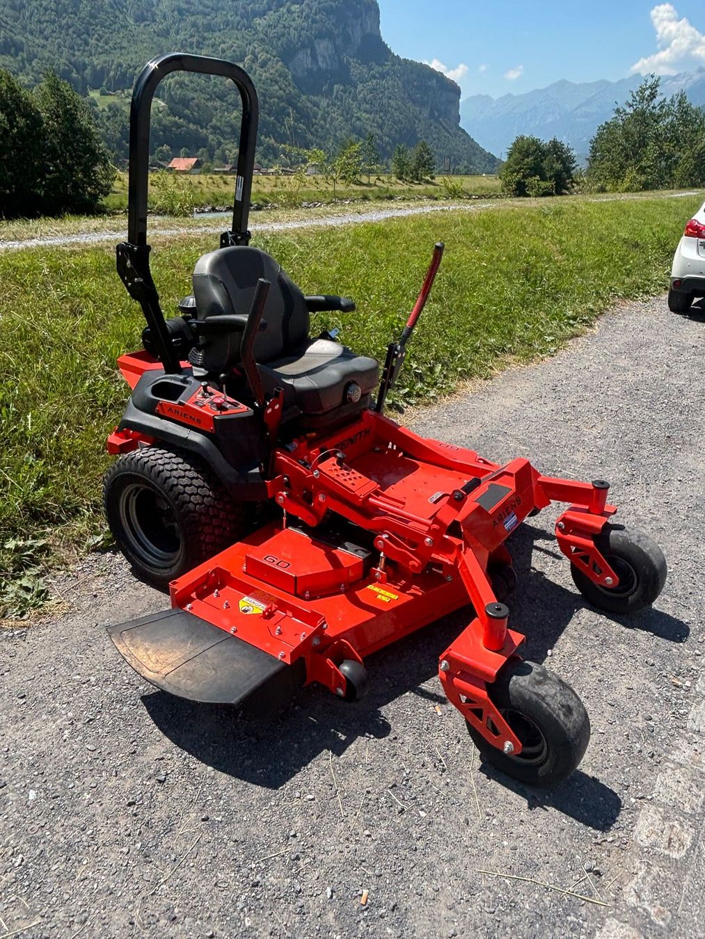 Rasenmäher: Zero Turn Mäher Ariens Zenith 60 – Neu (gemäss Beschreibung) aus Meiringen von LMMLandmaschinenGmbH 2