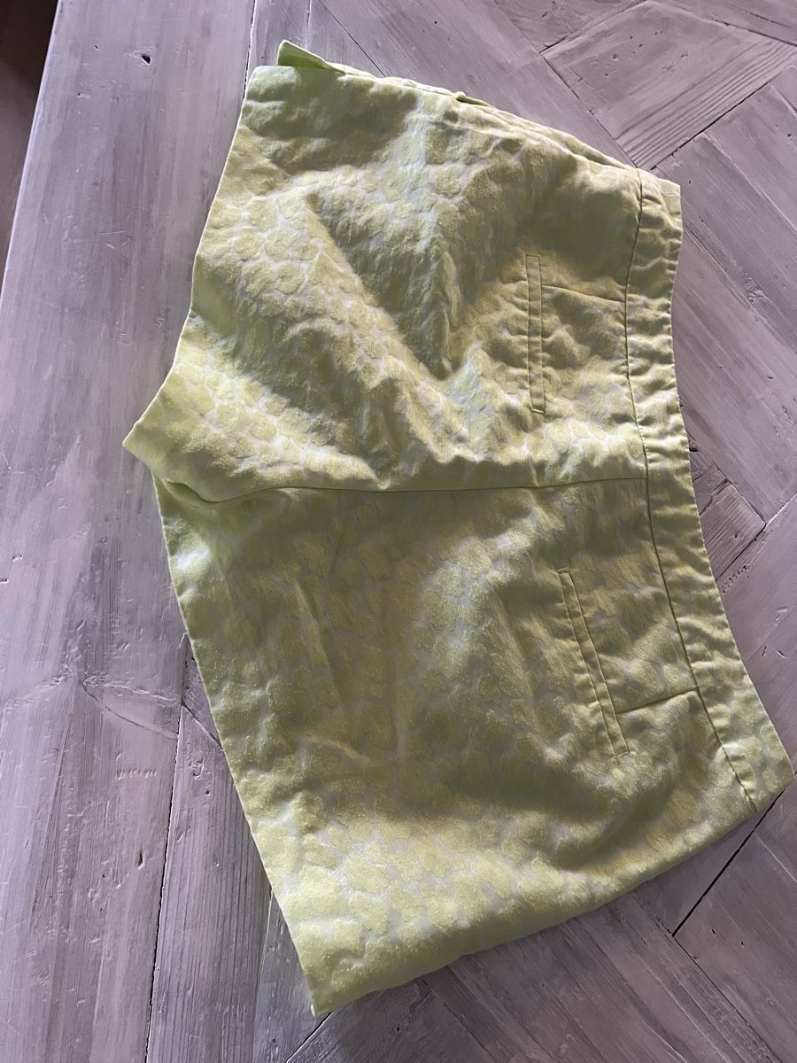 Pantaloni: Neon  Hotpants – Usato da Wermatswil venduto da -secondchance- 2
