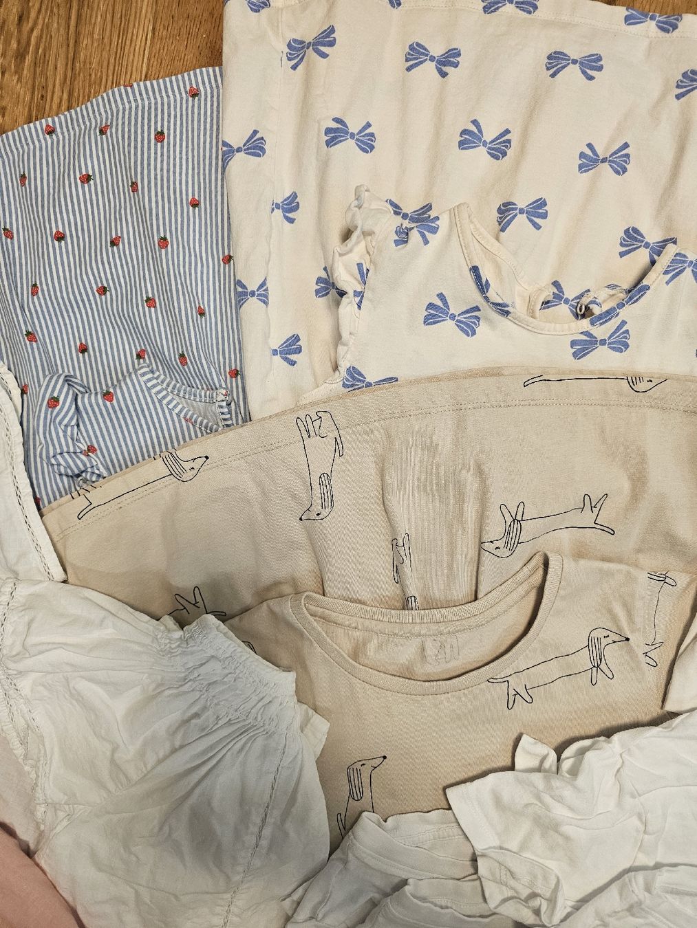 Lotti & Set di vestiti: Kleiderpaket  – Usato da Basel venduto da vel_w2tr 3