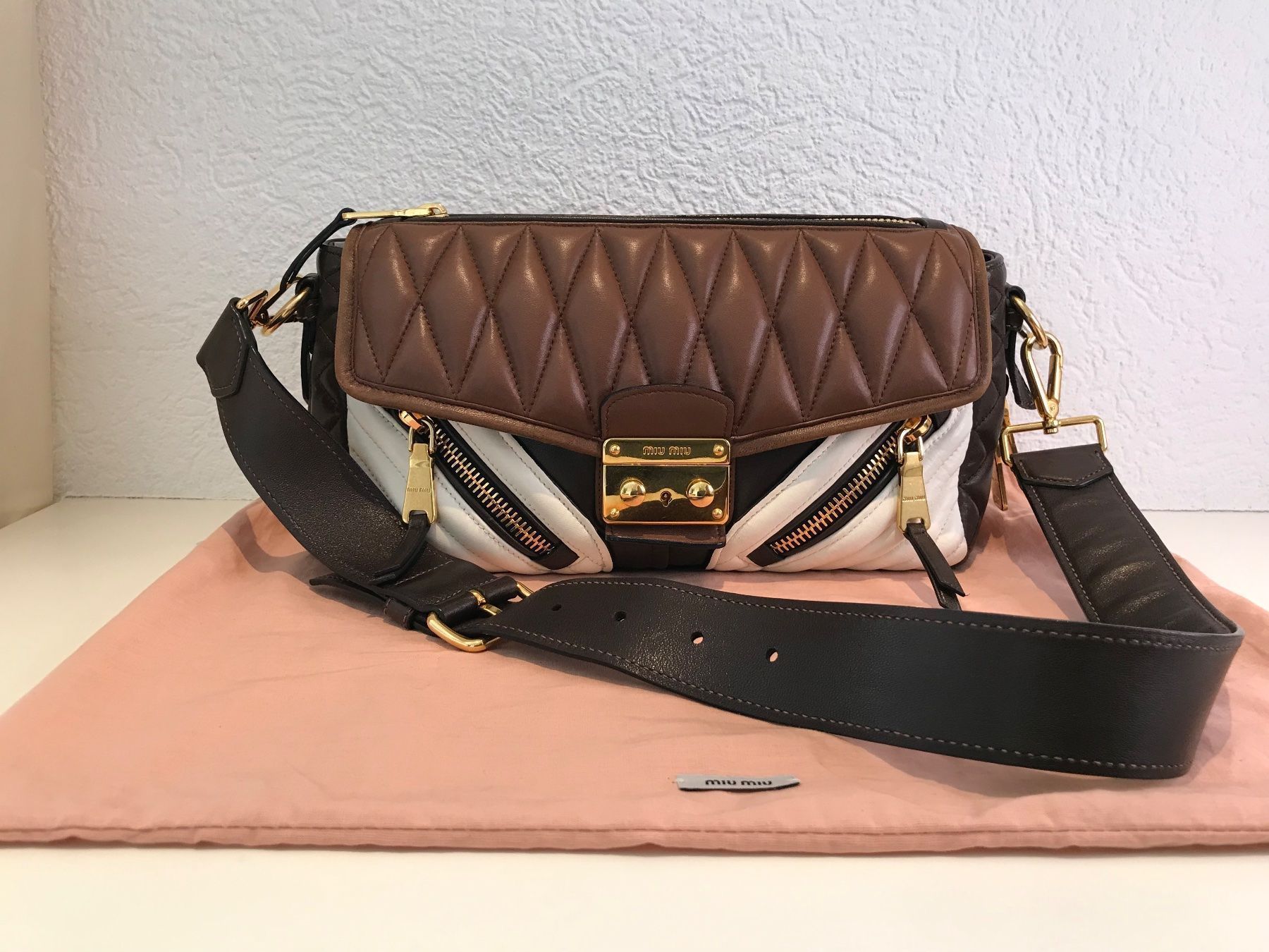 Miu Miu Borse da donna: Miu Miu Tasche Biker bag – Usato da Au SG venduto da alphajoker