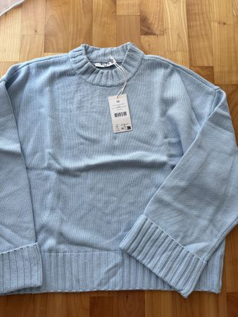 NA-KD Pullover hellblau Grösse M neu mit Etikett