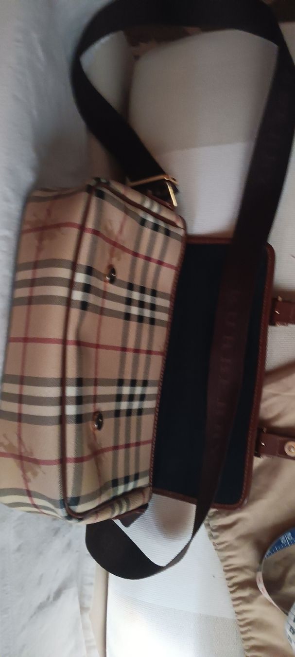 Burberry Borse da donna: Burrberytasche neuwertig und Original! – Nuovo (secondo la descrizione) da Maienfeld venduto da Andyr44 4