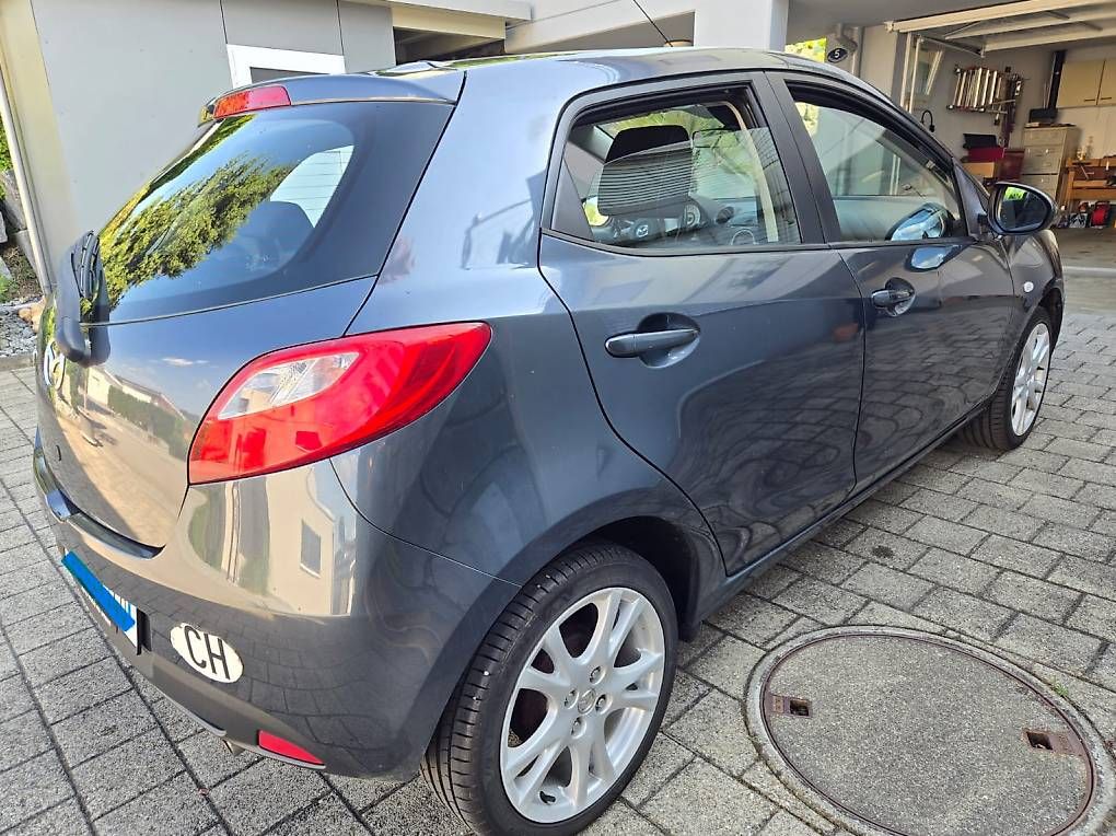 Mazda Automobili: Mazda 2 1.3 HP – Usato da Dagmersellen venduto da Stefhofmann 1