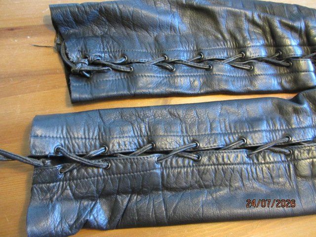 Pantaloni: Motorrad Lederhose mit Schnürung – Usato da schönenwerd venduto da kusi027 3