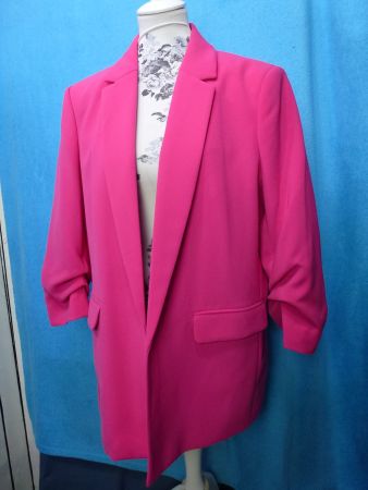 BLAZER IN PINK 7/8 ÄRMEL GERAFFT NEU ETIKETT JACKE SOMMER 46