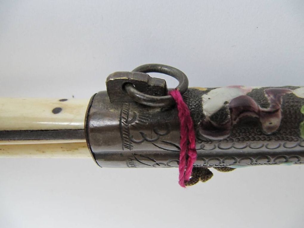Sculture & Statue: Altes Reisebesteck aus China, Messer mit Stäbchen – Usato da Lugano venduto da Numisartes 7