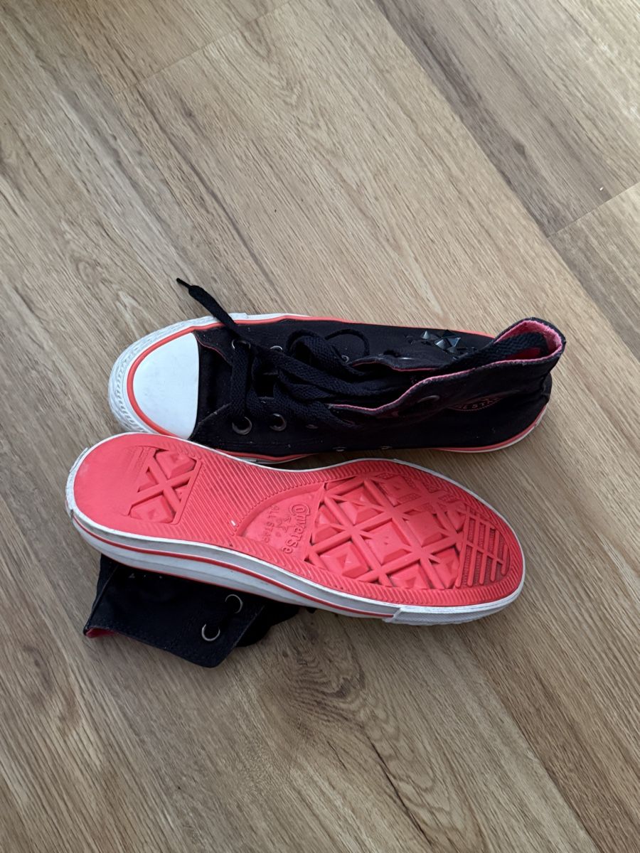 Converse Chaussures femmes: Converse Taille 36.5 – D'occasion à Zürich par AnneHelene 1