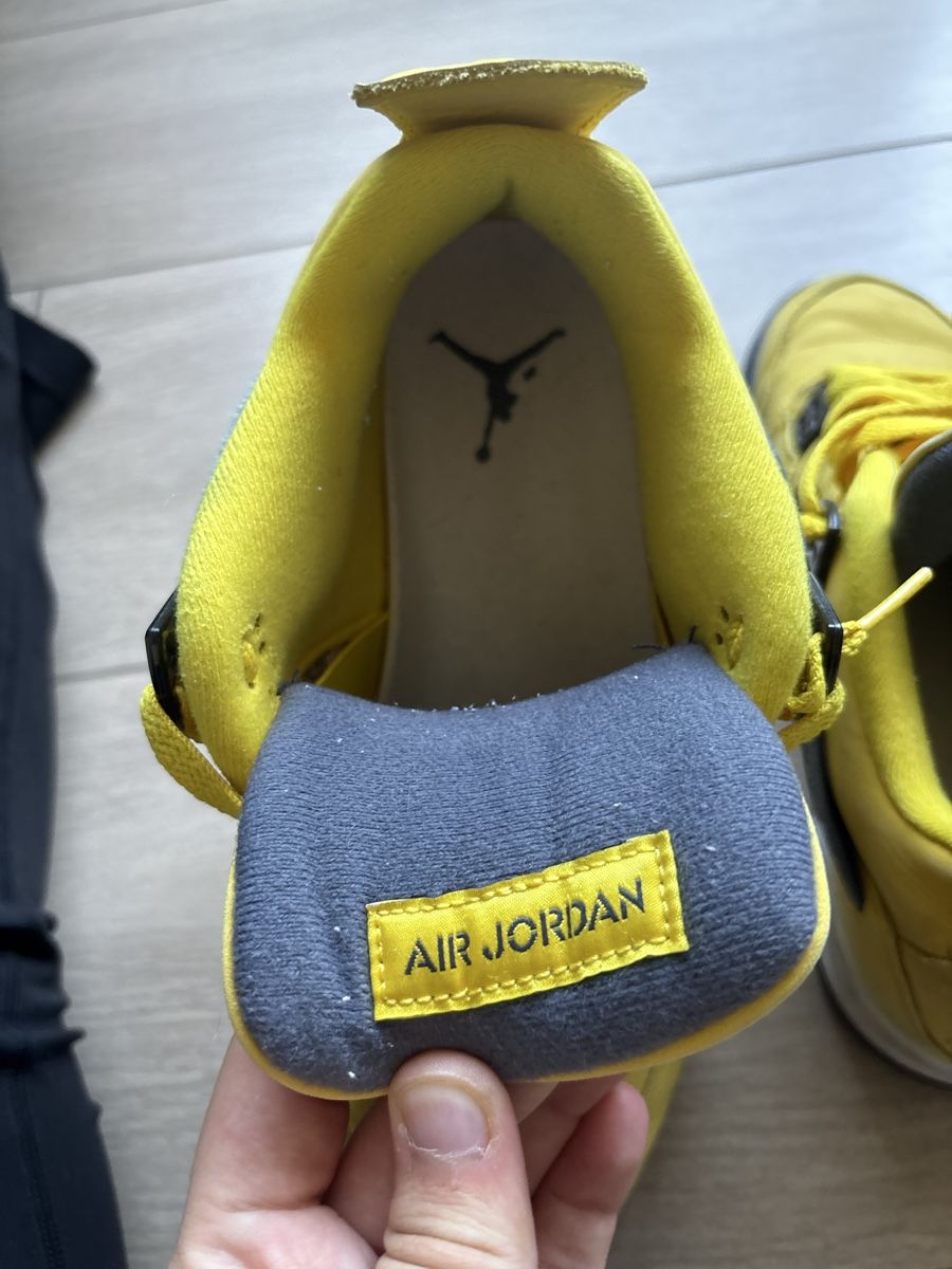 Scarpe da uomo: Air Jordan 4 Thunders – Usato da Zug venduto da jul_c5pf 6