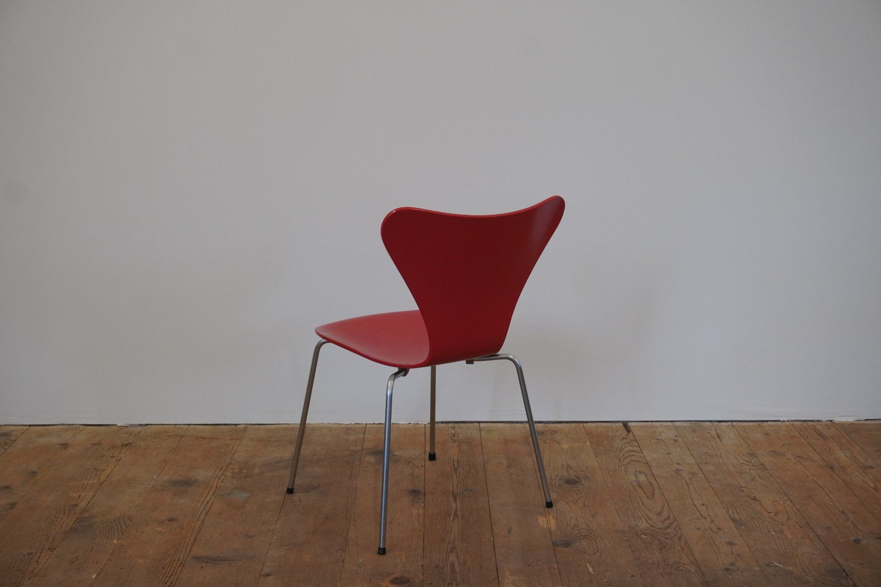 Fritz Hansen Stühle: Fritz Hansen Serie 7 rot 3107 Arne Jacobsen – Gebraucht aus Bad Zurzach von QLASSIQ 5