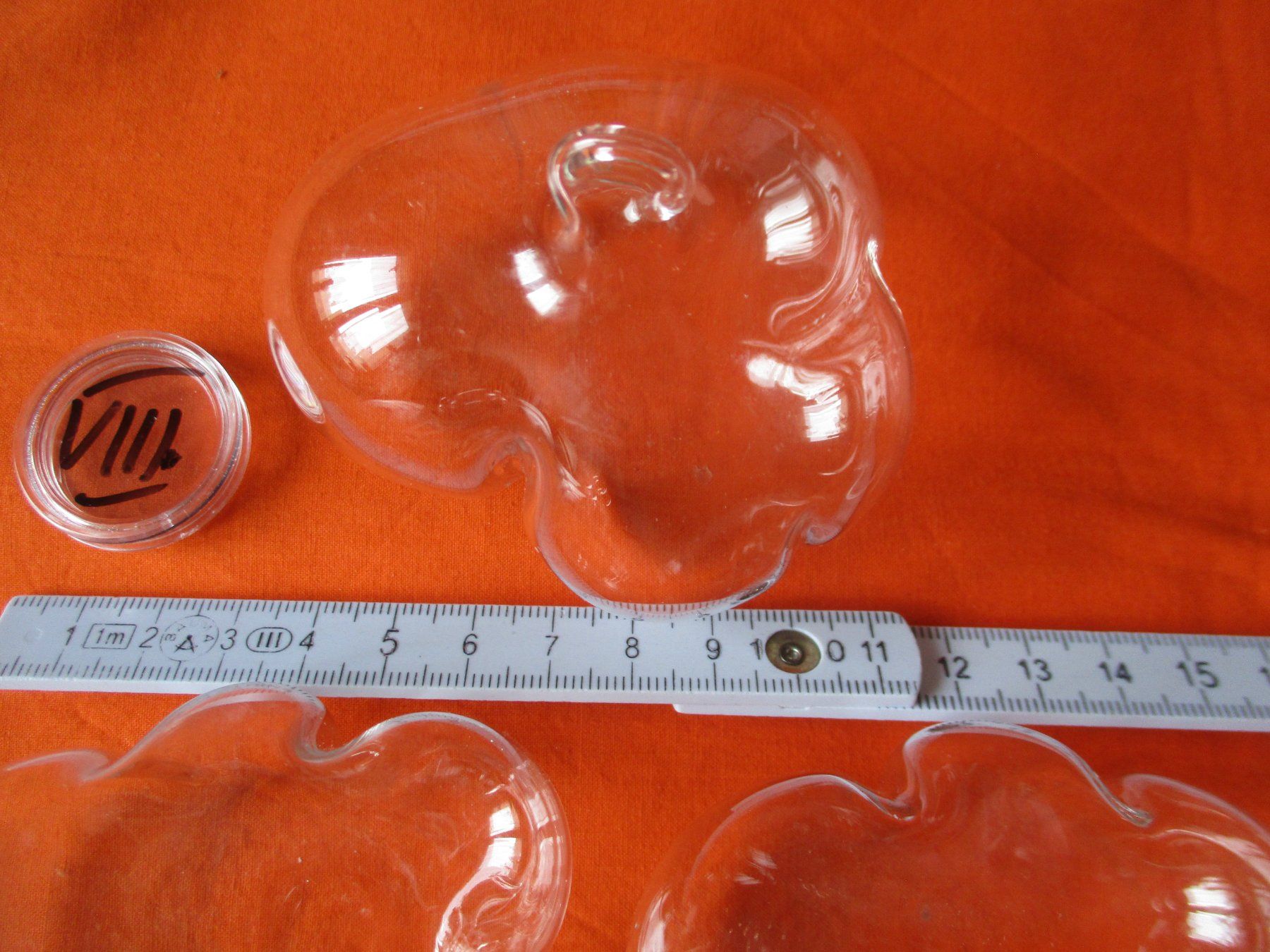 Glasi Hergiswil Tutte le decorazioni: 3 x Kürbis Hergiswiler Glas – Usato da Birsfelden venduto da alles-muss-raus 1