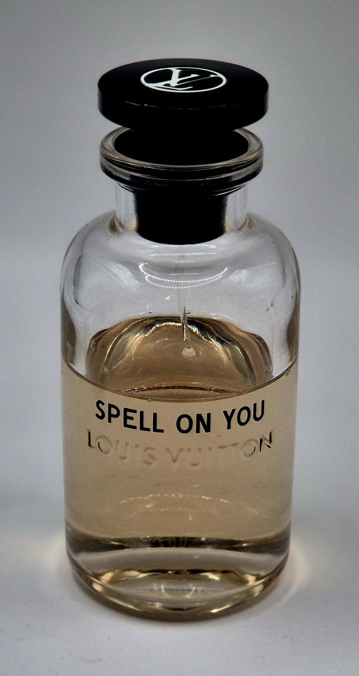 Louis Vuitton Profumi & Eau de Toilette: Louis Vuitton Spell on You Eau de Parfum 100 ml – Usato da St. Gallen venduto da CaliSunshine