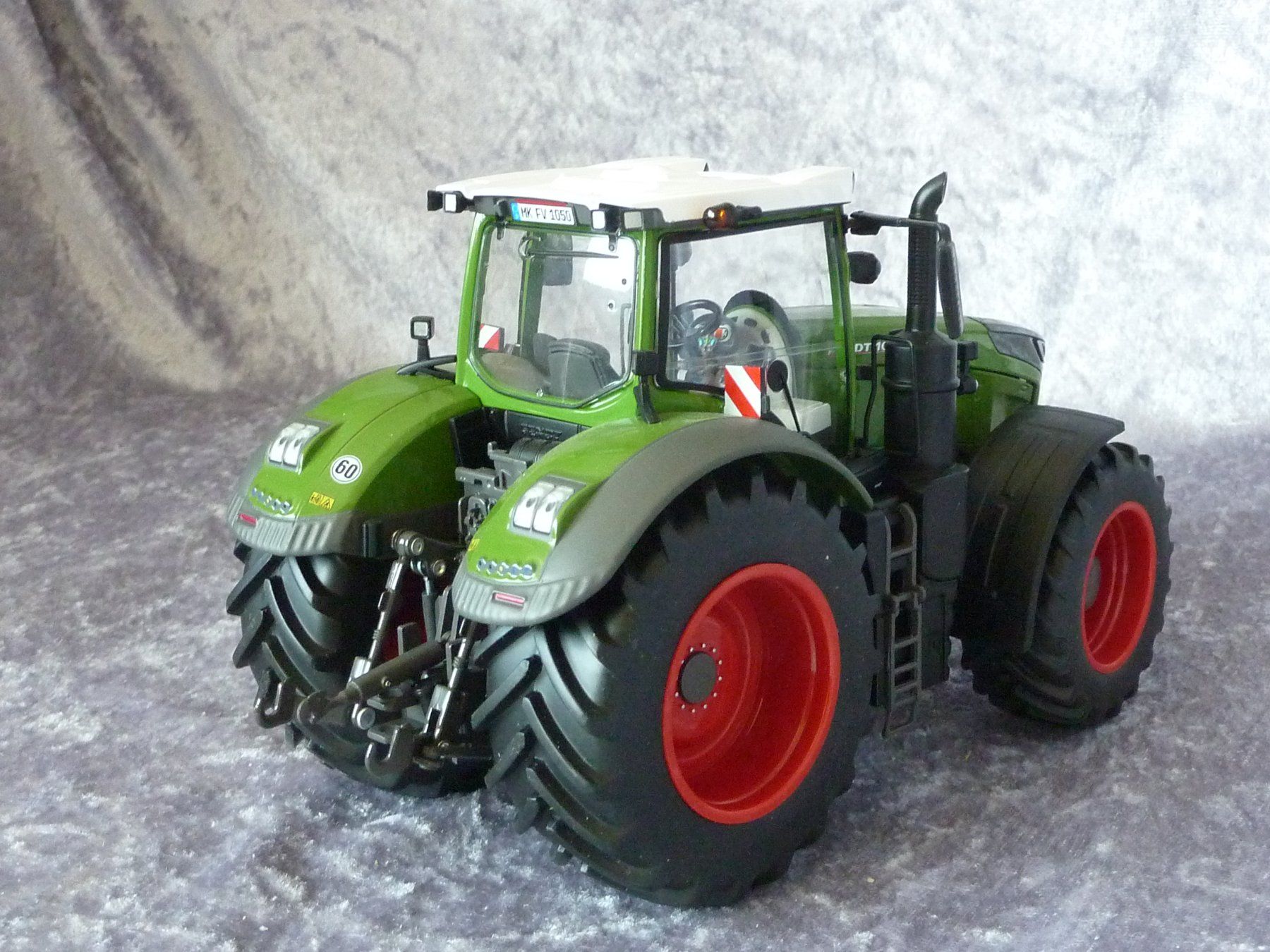 Wiking Kit di modellismo & Modellini statici: Fendt 1050 Vario 1:32 – Nuovo (secondo la descrizione) da Dürrenäsch venduto da modellautos4you 3