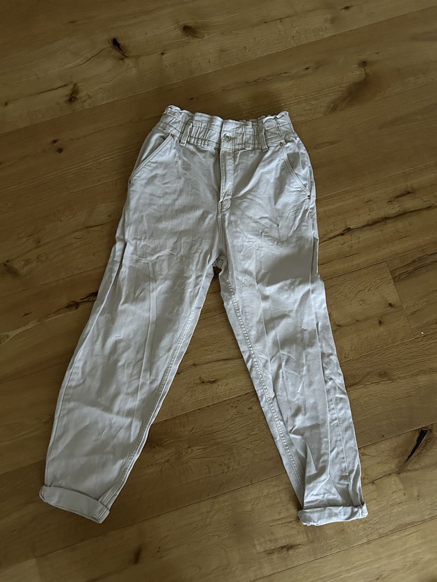 Pull&Bear Hosen: Pull&Bear Hose, Gr. 36, beige – Gebraucht aus Basel von Carla29