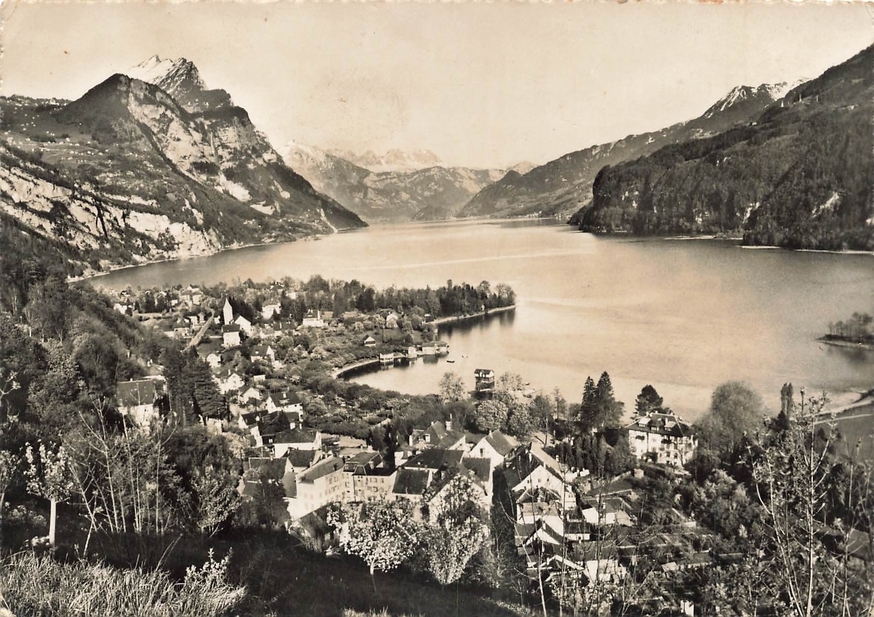 Cartes postales: Weesen Leistkamm Churfirsten – D'occasion à Schwyz par Seffi56