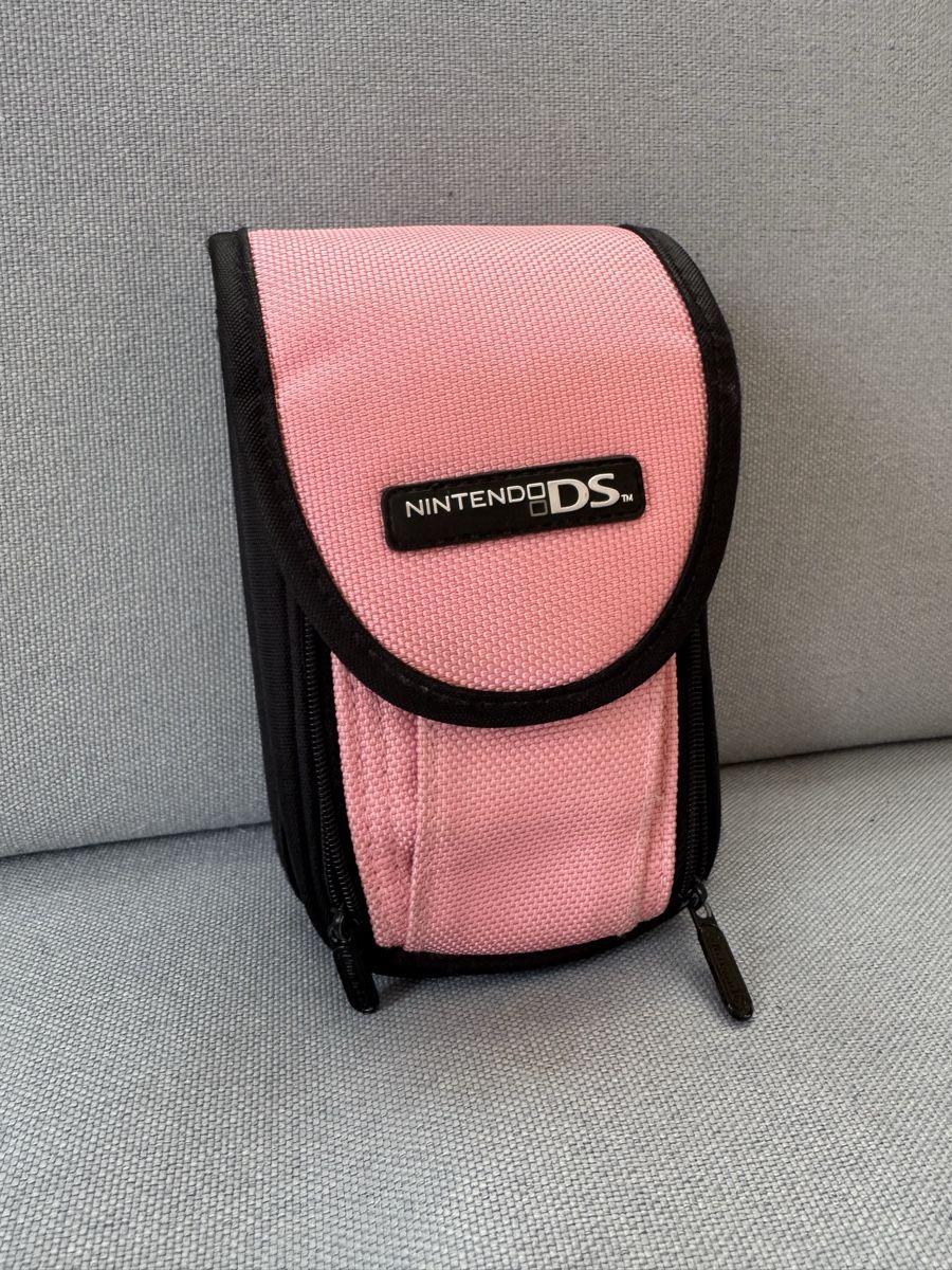 Nintendo Giochi: Nintendo DS Case und 6 Spiele – Usato da Buochs venduto da nik_r7gm