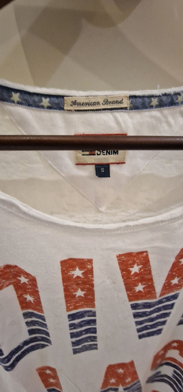 Tommy Hilfiger T-shirt: Tommy Hilfiger – Nuovo (secondo la descrizione) da Oftringen venduto da bin_2wk8 1