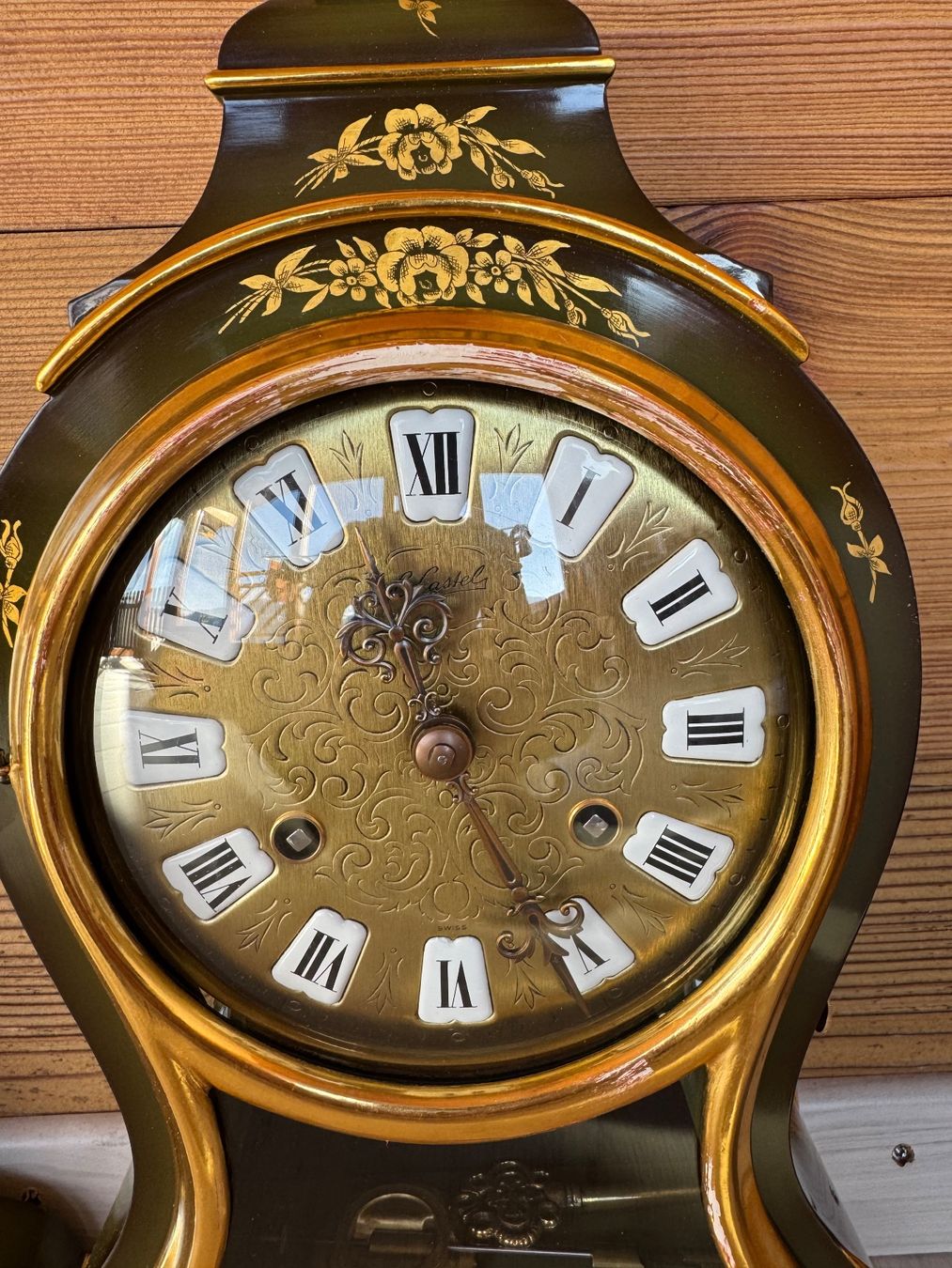 Orologi da terra & Orologi da parete: Superbe pendule neuchâteloise LeCastel verte/dorée – Usato da Erde venduto da CBarts 1