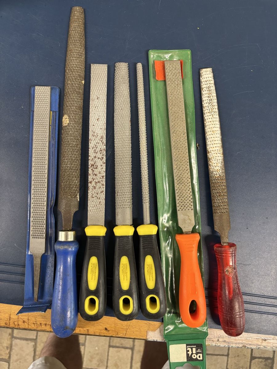 Tous les outils: Div Holzraspeln – D'occasion à Bärau par Luschwa 1