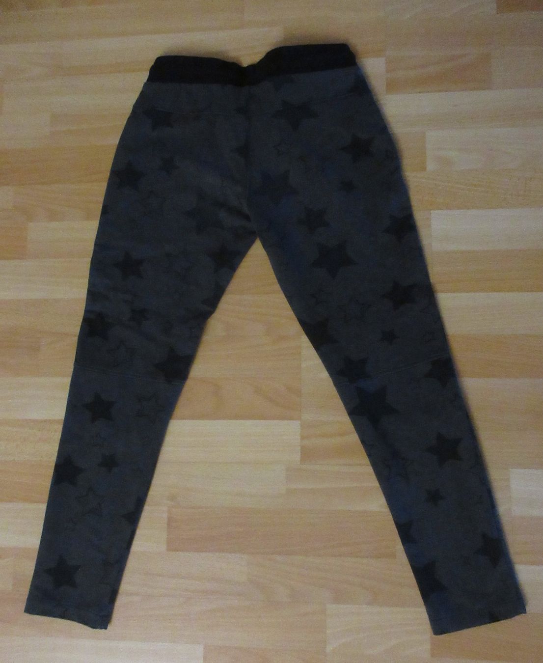 C&A Pantaloni: Freizeithose Grösse 152 – Usato da Kaisten venduto da renault015 2