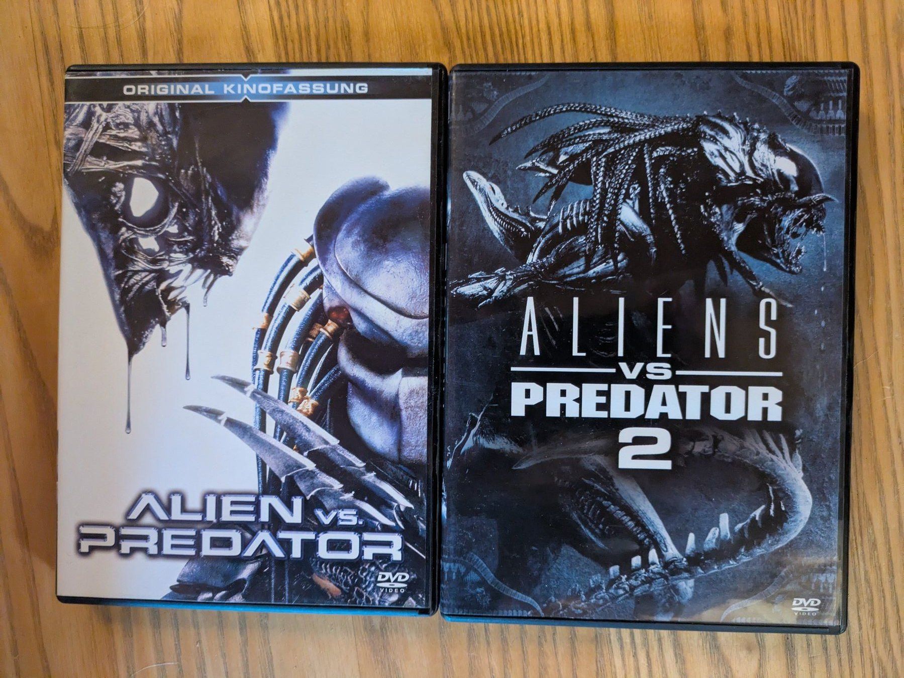 Tutti i DVDs: Alien vs. Predator 1 & 2 (2 DVD's) – Usato da Männedorf venduto da Pacer19