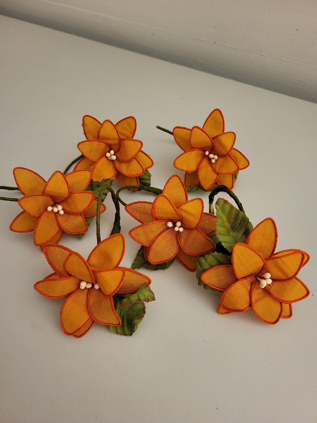 Altro in Decorazioni & Accessori: 6er Set Stoffserviettenringe Blumenmuster Herbstdeko Orange – Nuovo (secondo la descrizione) da Bachenbülach venduto da sustyger
