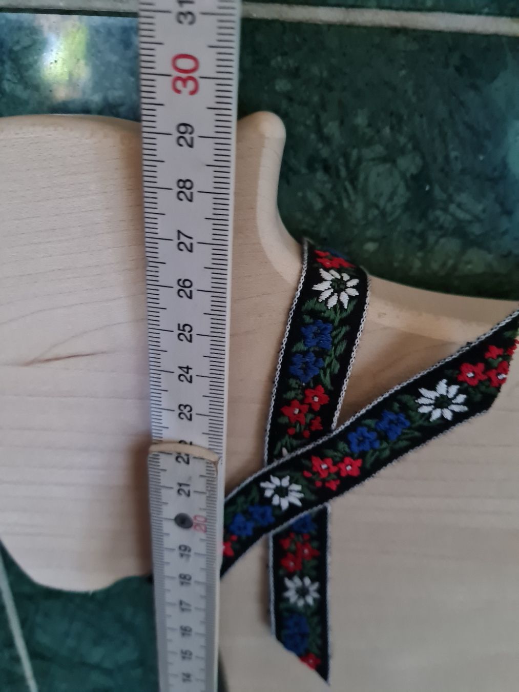 Articoli in legno: Schneidebrett Kuh Holzform neu – Nuovo (secondo la descrizione) da Münsingen venduto da Cuci31 3