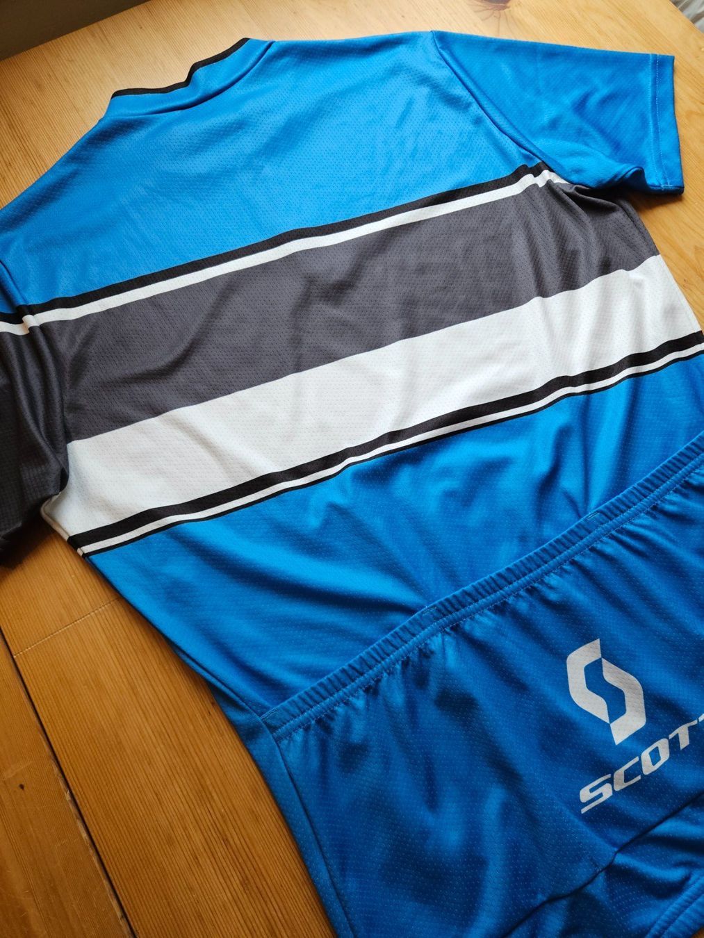 Scott Leibchen & Hosen: Radtrikot Scott Grösse L Velo Fahrrad Trikot Radsport – Gebraucht aus Hägglingen von United-Village-Trade 7