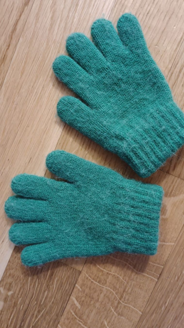 Guanti & manicotti: Kinder Handschuhe bis ca. 3-jährig – Usato da Muri AG venduto da Mupuputs