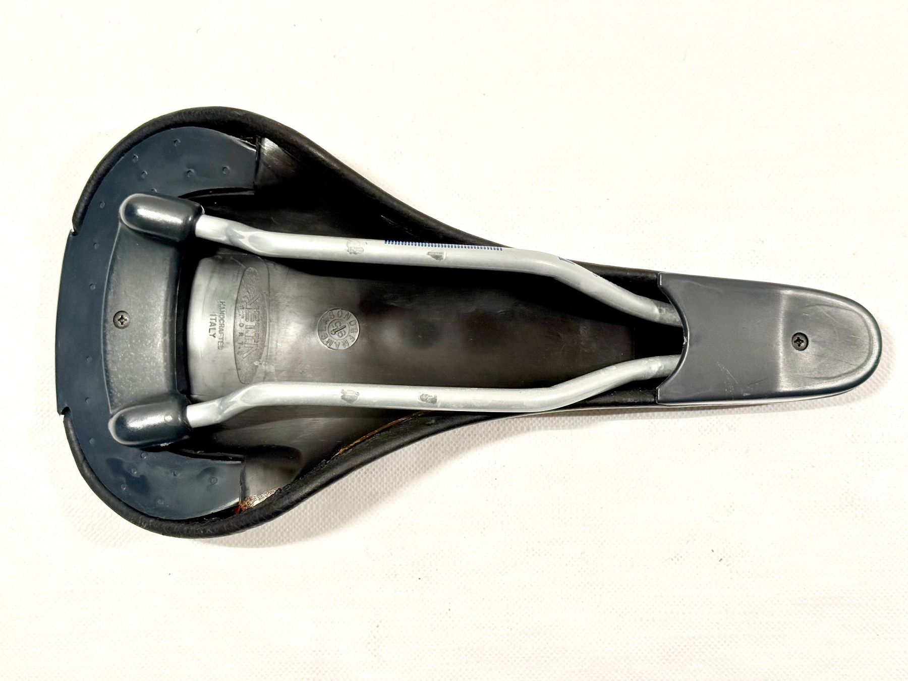 Ersatzteile: VETTA transverse TT Leather Saddle Sattel 255g – Gebraucht aus Luzern von bikeandbeltcom 4