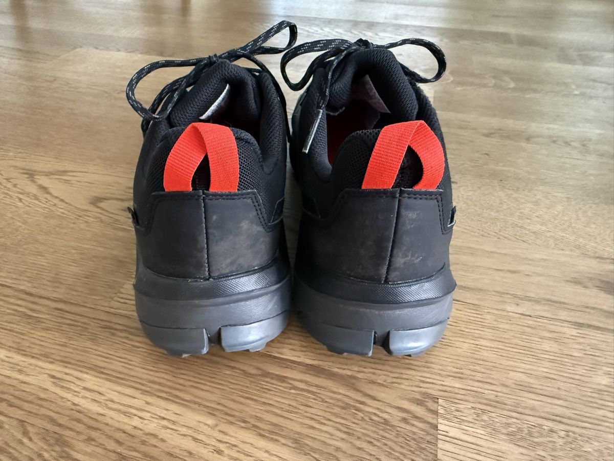 Adidas Scarpe da uomo: Adidas Trekkingschuhe Gr. 40 – Usato da Schenkon venduto da NaBr 2