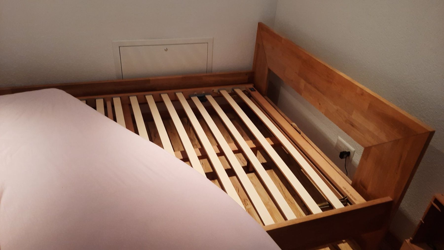 Letti: Bett 140x200 cm mit Lattenrost – Usato da Neudorf venduto da Alpha137 2