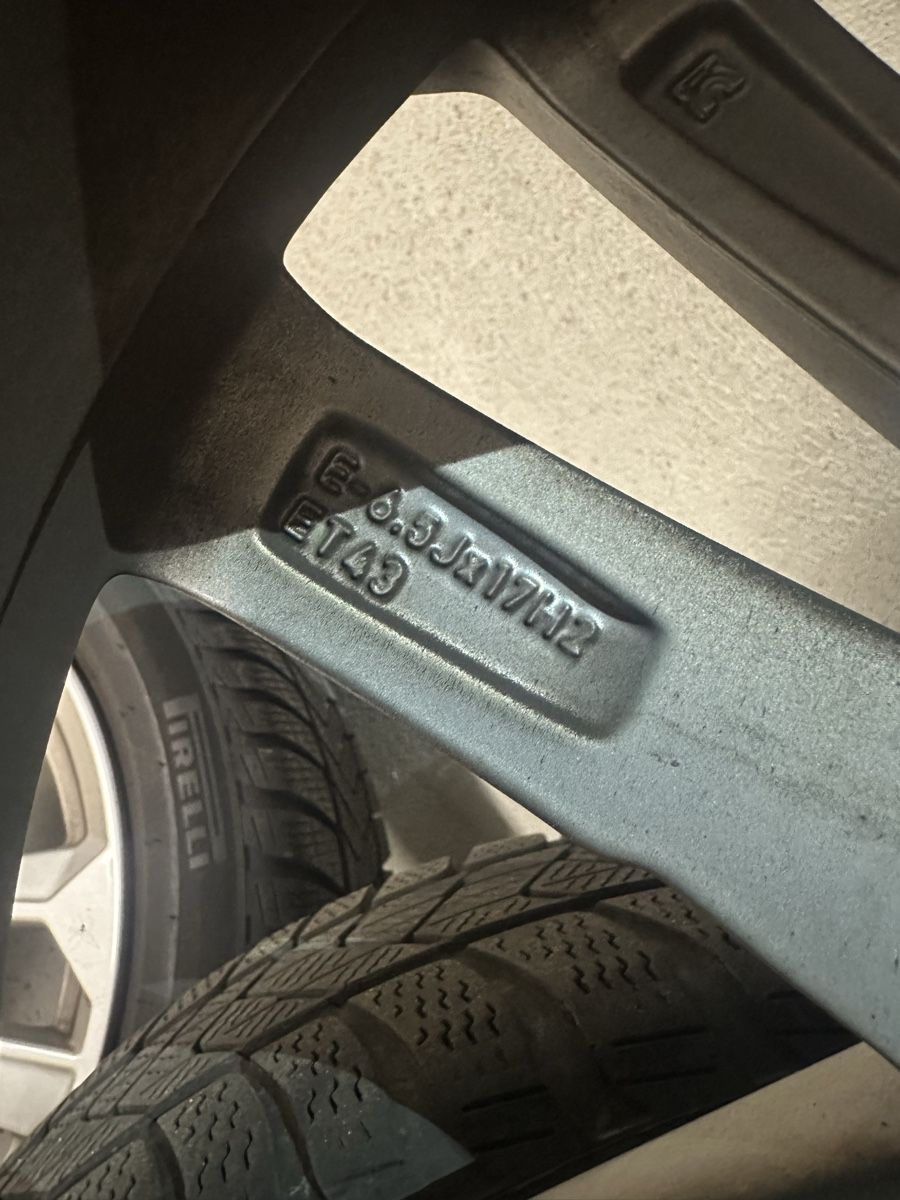 Pneumatici & Ruote complete: AUDI Winterrad 17 Zoll  – Usato da Hochdorf venduto da Seetal1988 4