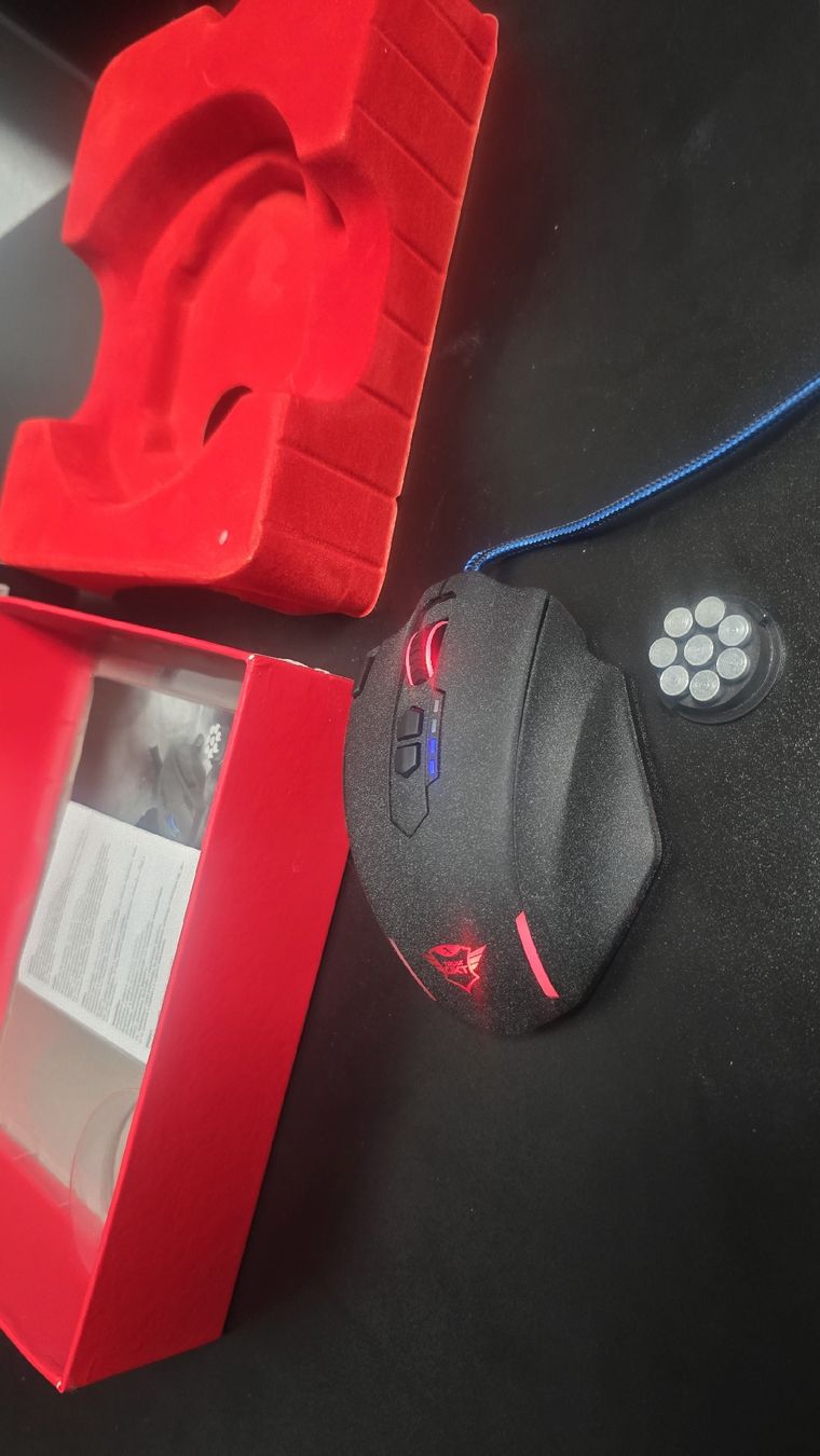 Trust Mouse: Xtrust gaming maus mit gewicht 69 statt 150.- – Nuovo e nell'imballaggio originale da Altendorf venduto da Pearl_tradingcenter 1