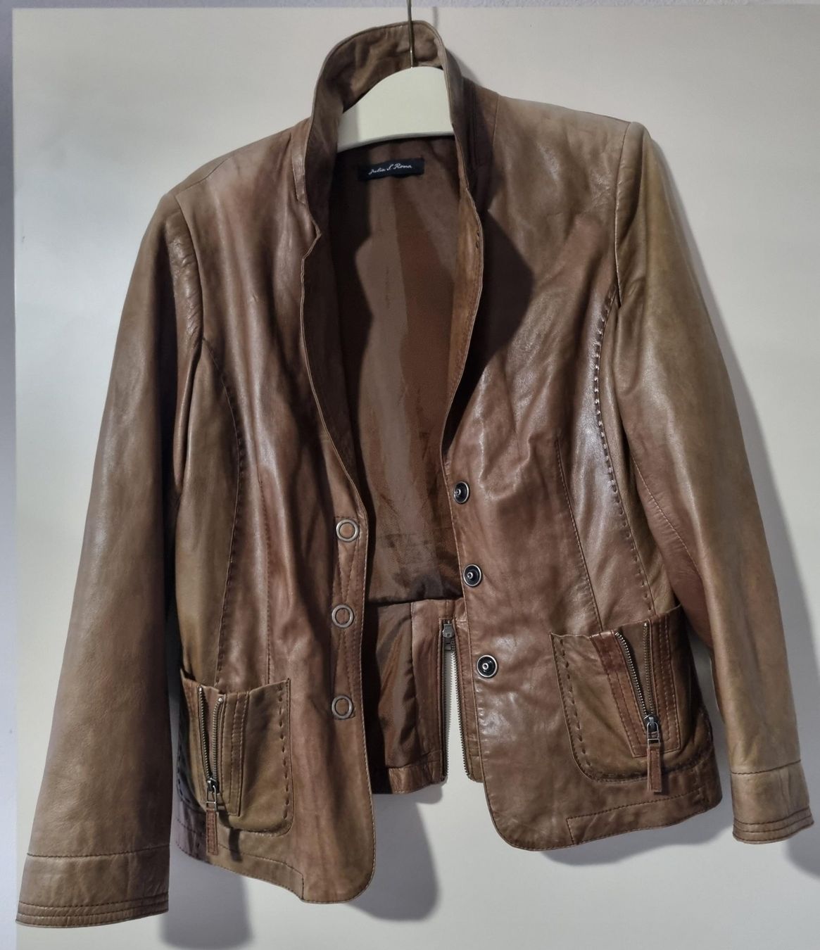 Vestes: Beige Lederjacke Julia S. Roma – D'occasion à Uetliburg SG par mafrey63