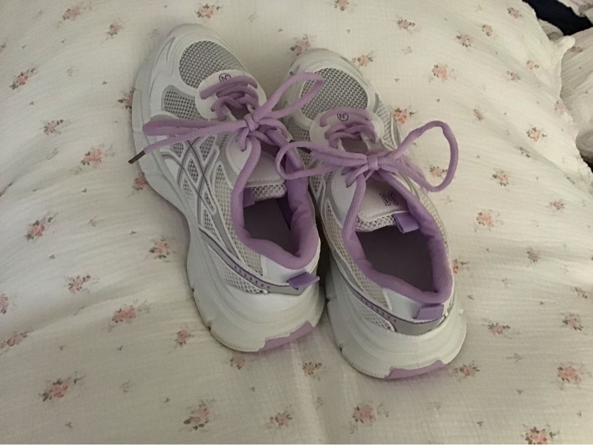 Scarpe da donna: Sneakers Grösse 40 NEU – Nuovo (secondo la descrizione) da Eschlikon TG venduto da little.dove