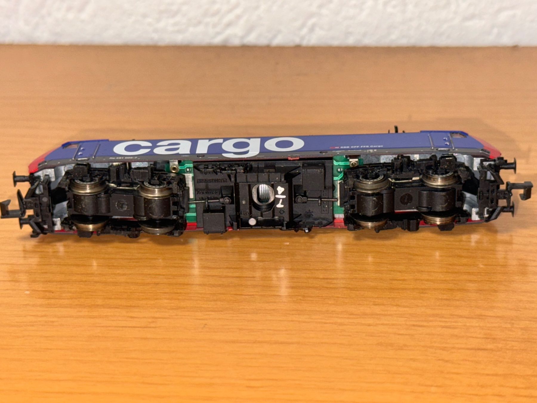 Fleischmann Modellini di ferrovie: Fleischmann Piccolo 7323 Re 481 SBB Cargo – Usato da Kaiseraugst venduto da winnetou04 7