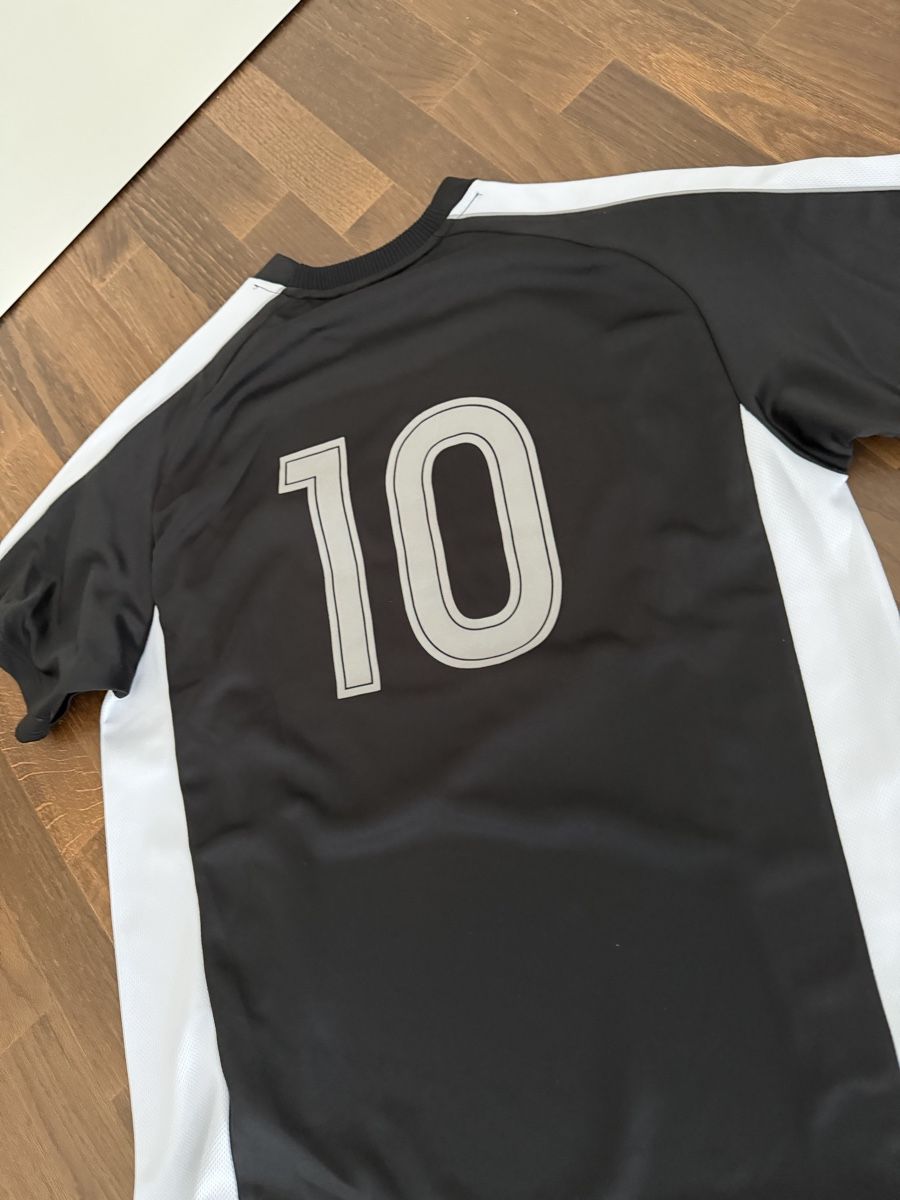Leibchen & Hosen: Balenciaga Trikot – Neu und originalverpackt aus Grenchen von Sephirot14 1