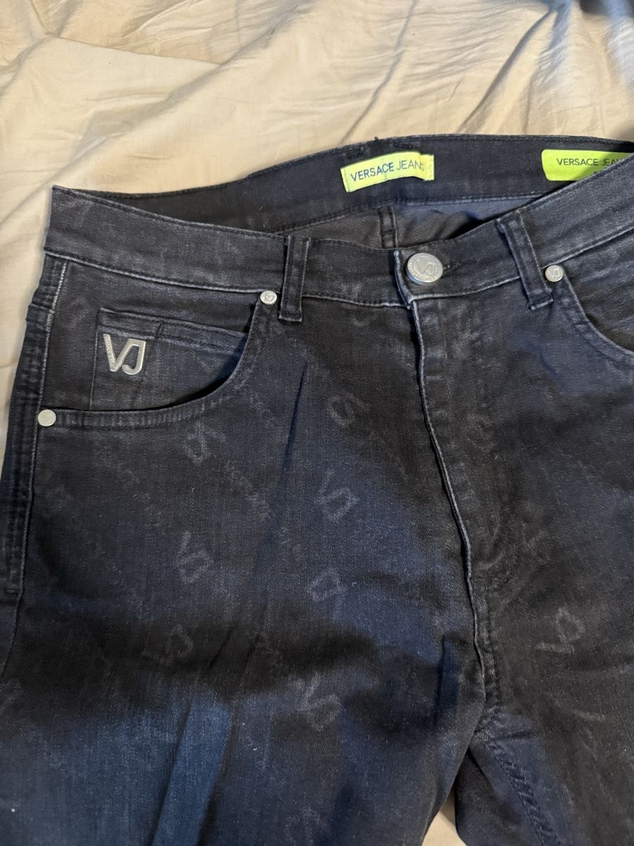 Versace Jeans: Versace Jeans – Nuovo (secondo la descrizione) da Windisch venduto da fabio_433 1