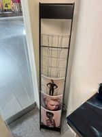 Prospektständer schwarz Metall, letzte Chance