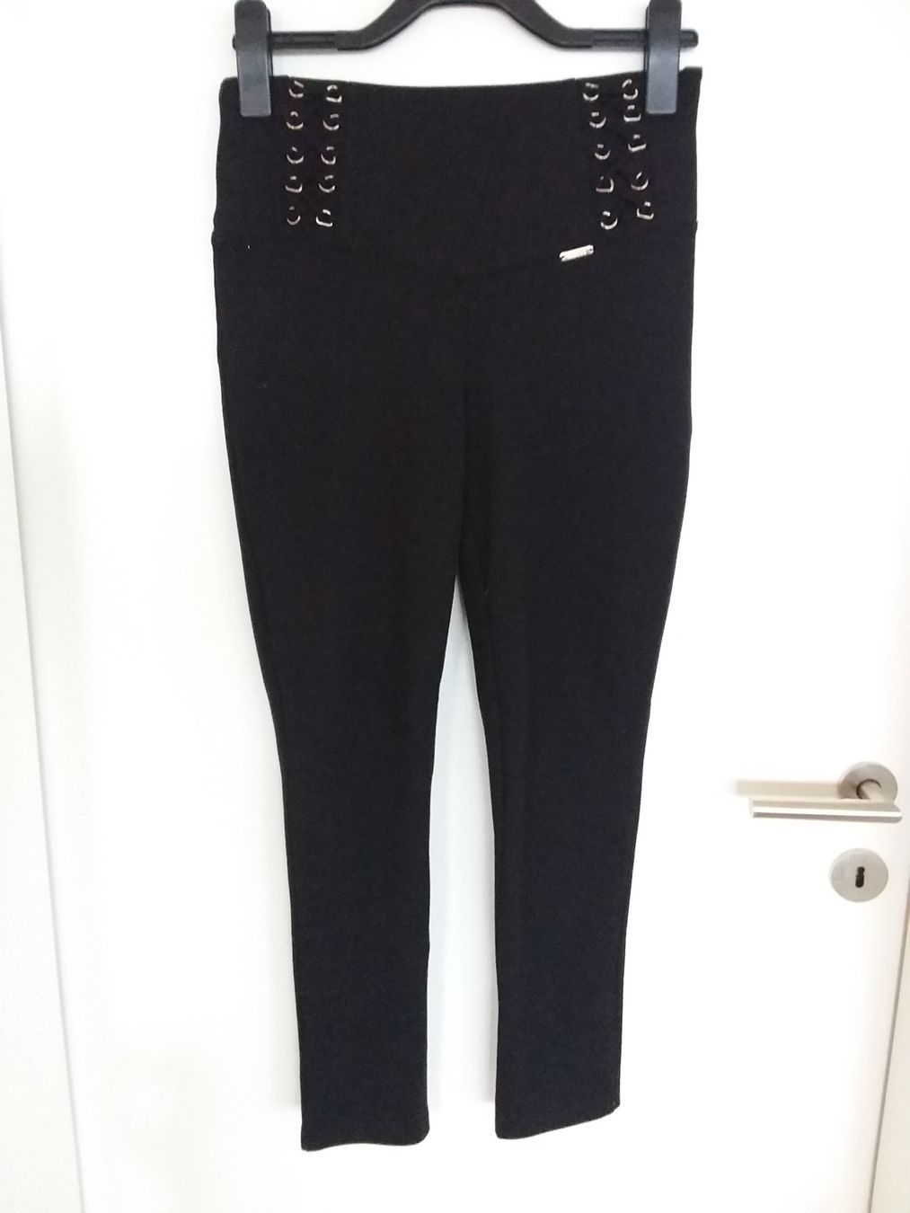 Guess Leggings: GUESS Leggins, Gr M – Usato da Immensee venduto da Btrutmann 1