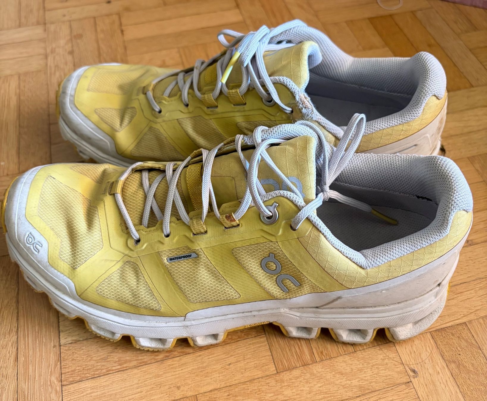 On Damenschuhe: On Trekkingschuhe wasserdicht, Gr. 40 – Gebraucht aus Schlieren von ann_r8l9 1