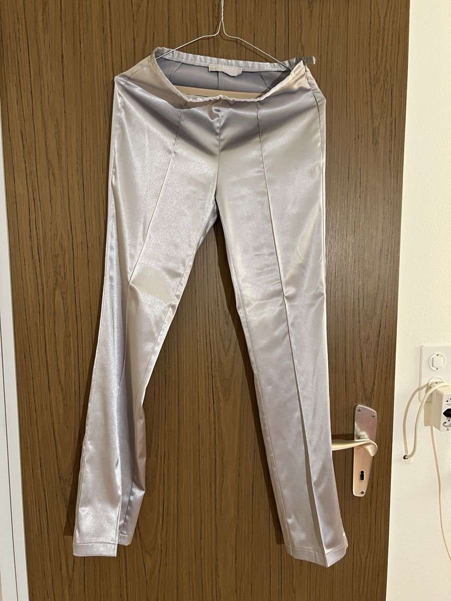 Costumi: Silberner Hosenanzug, Gr. 36, elegant – Nuovo (secondo la descrizione) da Rüschlikon venduto da Picpara 3