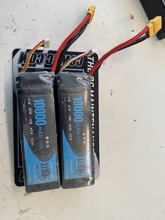 Batterie, Caricabatterie & Alimentatori: 2x 4s 10000mah batteries – Usato da Mägenwil venduto da vas_7pxb 1