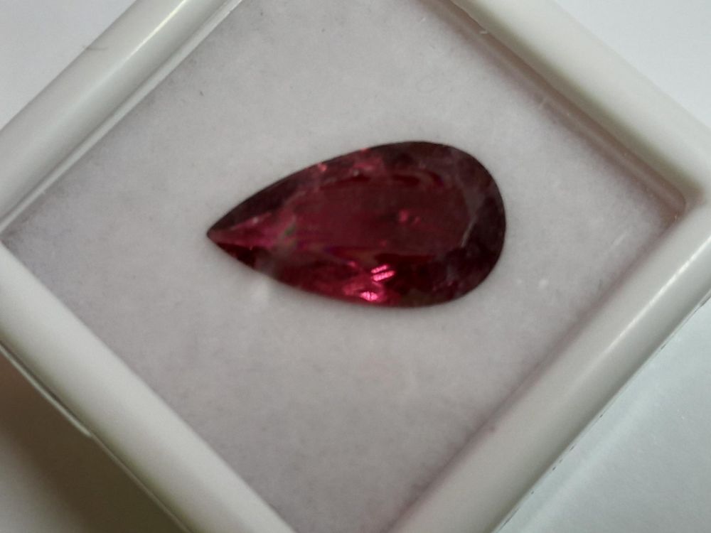 Tourmaline Rose 2.32 Carats - Certificat ALGT Anvers - Pierre Précieuse Neuve